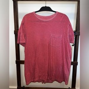 Vineyard vines striped tshirt